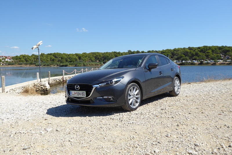 Test: Mazda 3 G120