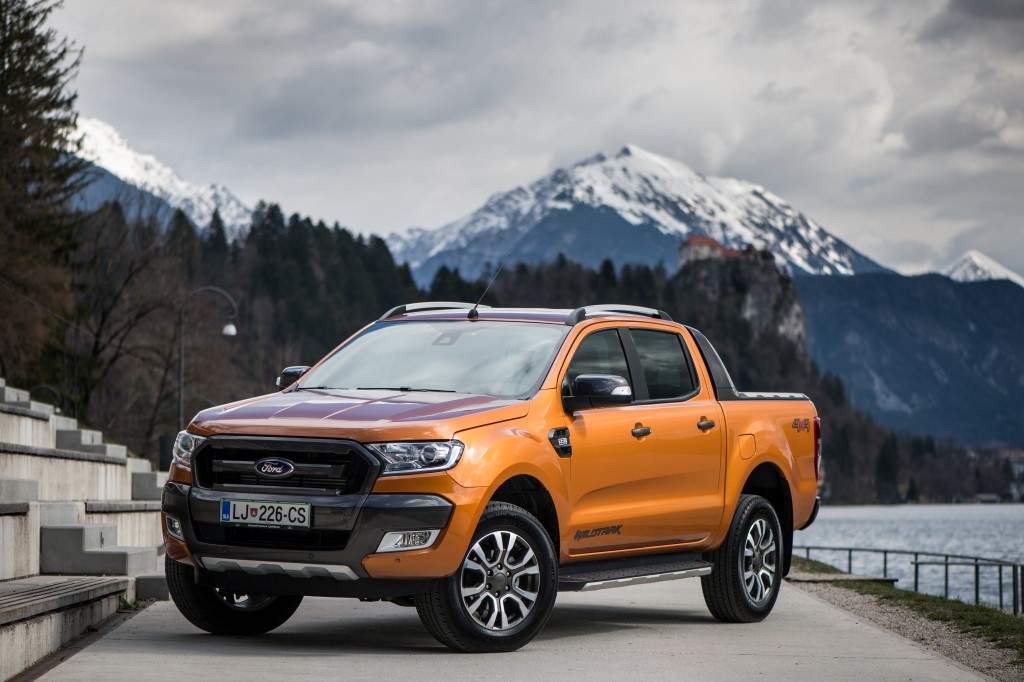 Ford Ranger Wildtrak 3.2 6AUTO, Slovenia