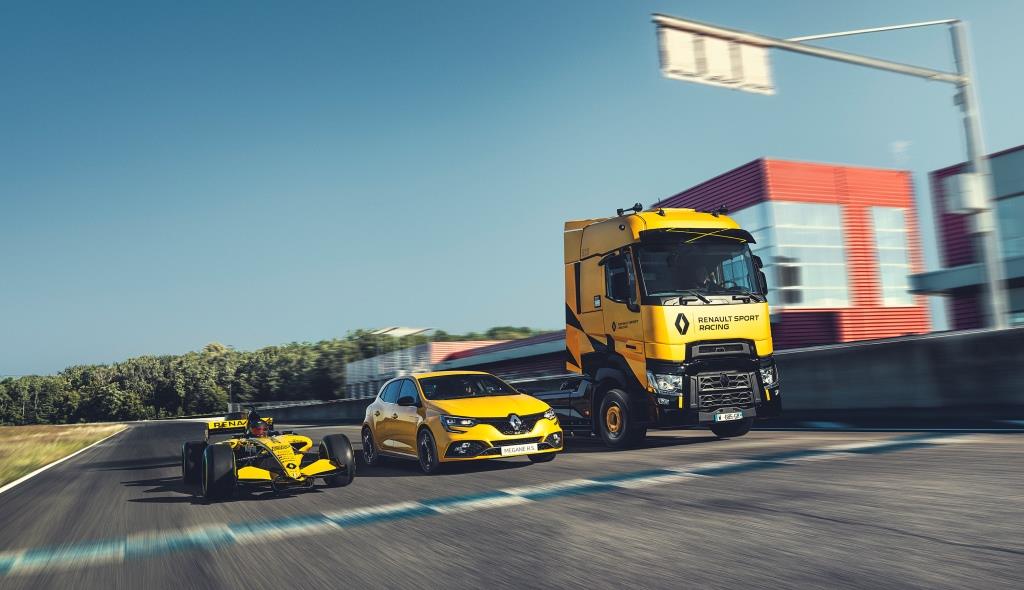 Strupeni Renault T RS
