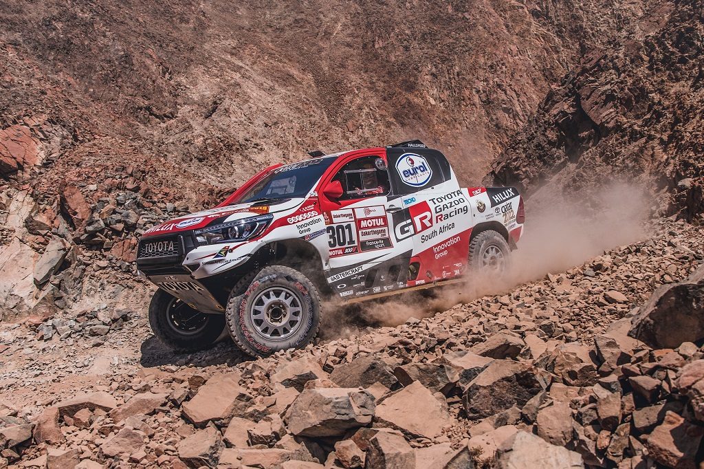 Med avtomobilisti trenutno vodi Al_Attiyah s Toyoto