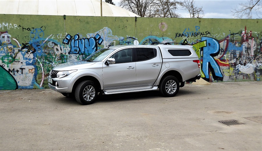 Na cesti z Mitsubishi L200