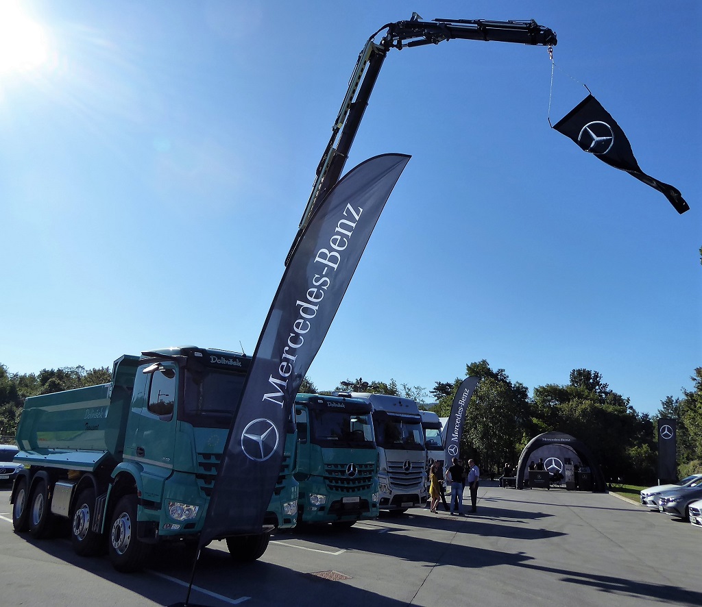 Road Show v Kozini
