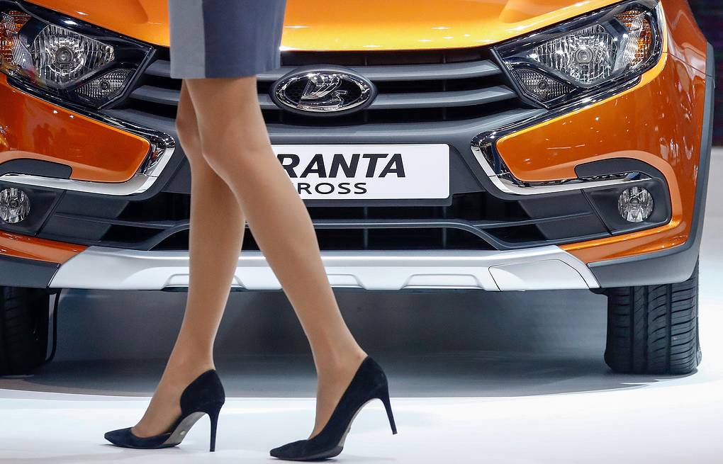 AvtoVAZ nadaljuje s proizvodnjo