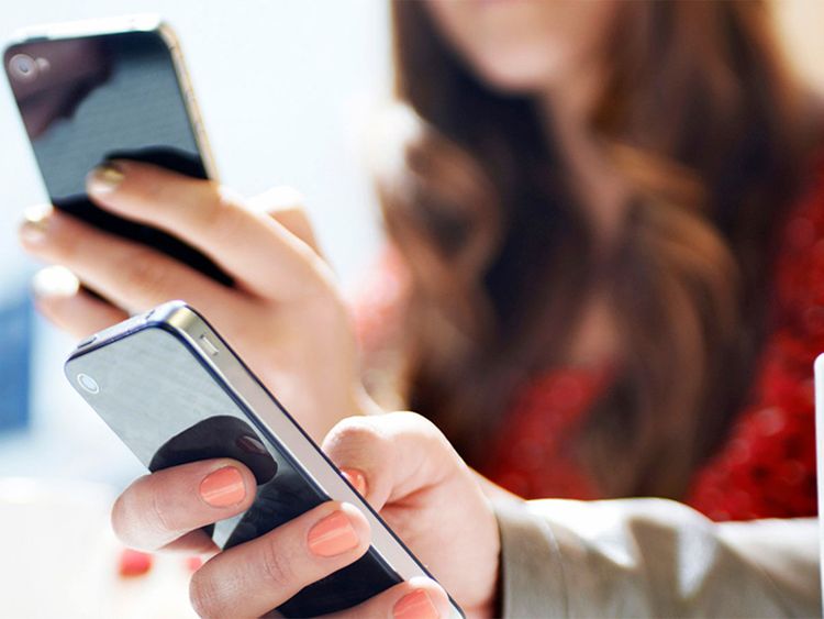 Na telefon pogledamo vsakih 10 minut