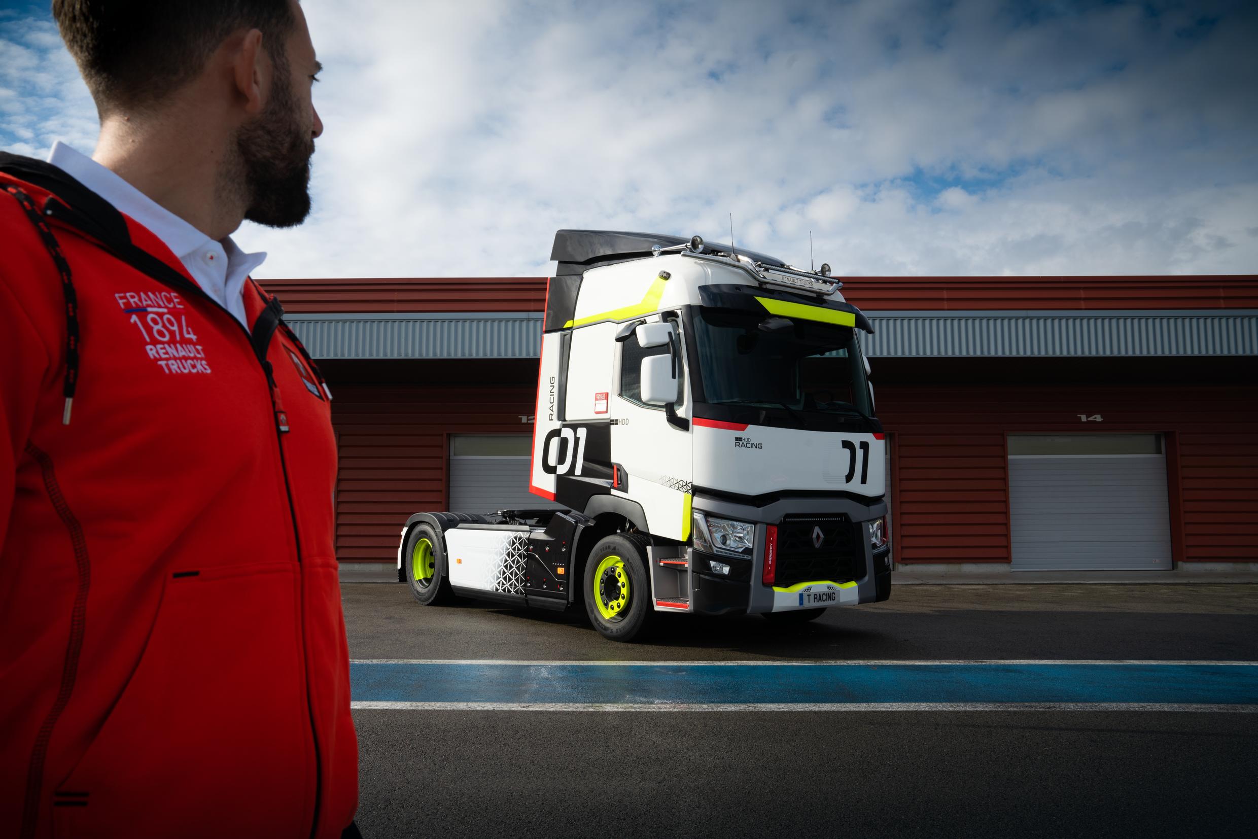 Se Renault Trucks pripravlja na dirkanje