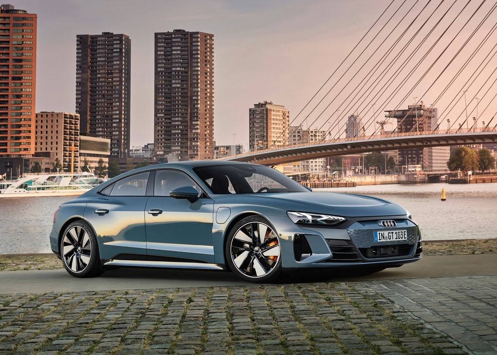 Električen, športen in napreden: Audi e-tron GT