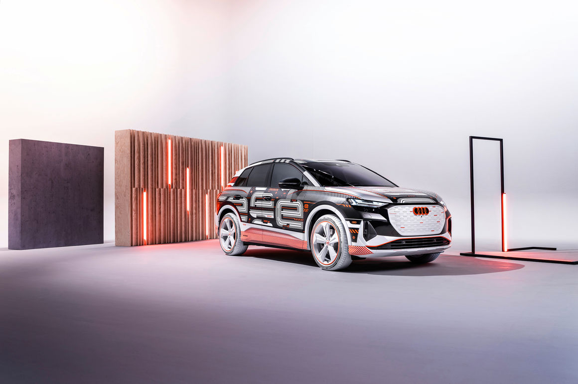 Audi Q4 e tron postavlja merila pri notranjosti in upravljanju