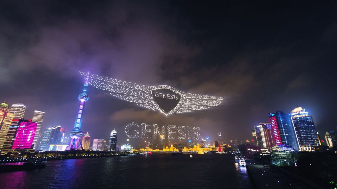 Genesis spektakel na nebu Šangaja