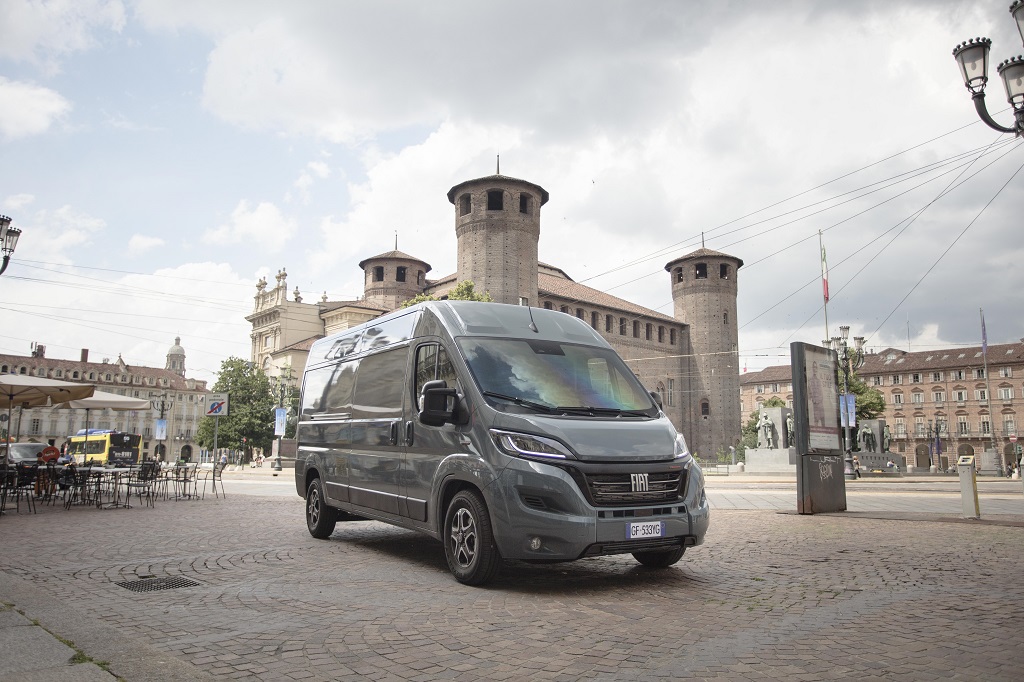 Fiat Ducato je star 40 let a v polni formi