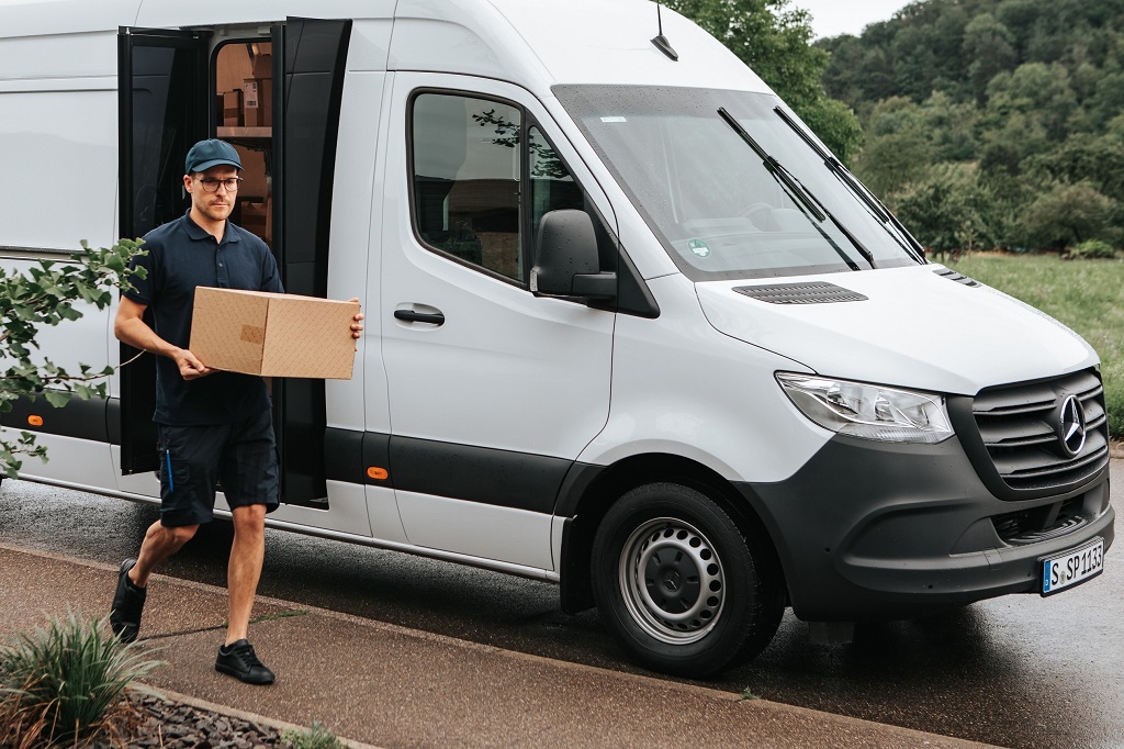Mercedes-Benz Speed Delivery Door