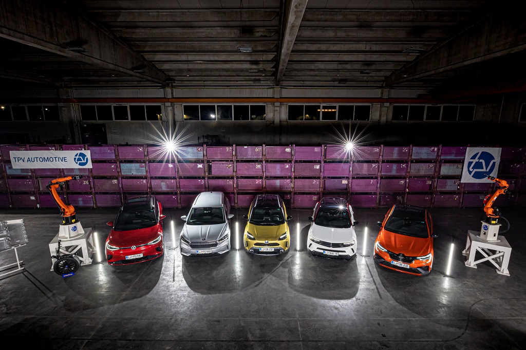 Slovenski avto leta 2022 je toyota yaris cross!