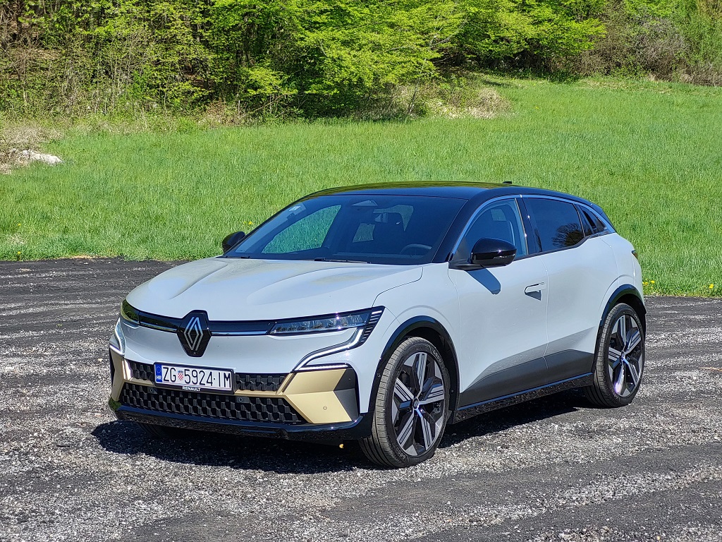 Novi Megane najprej kot elektromobil