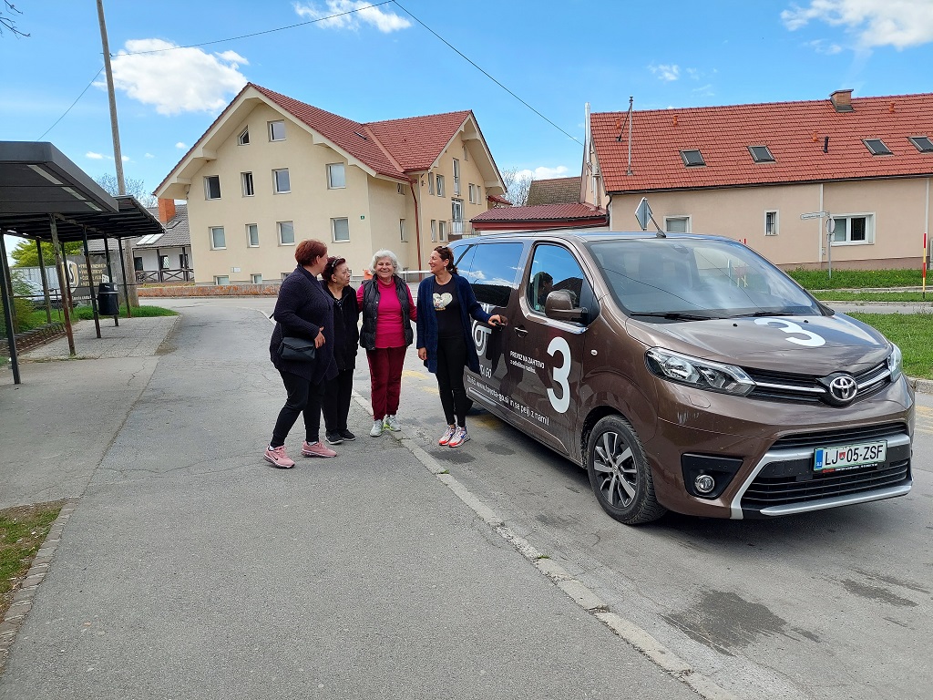 Toyota in občina Kočevje skrbita za prevoz občanov