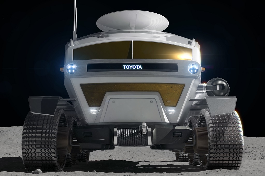 TOYOTA in življenje na luni