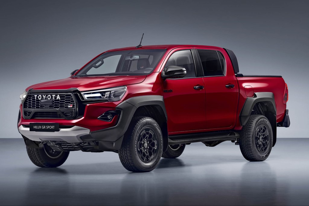 Toyota Hilux z novo različico gr sport II