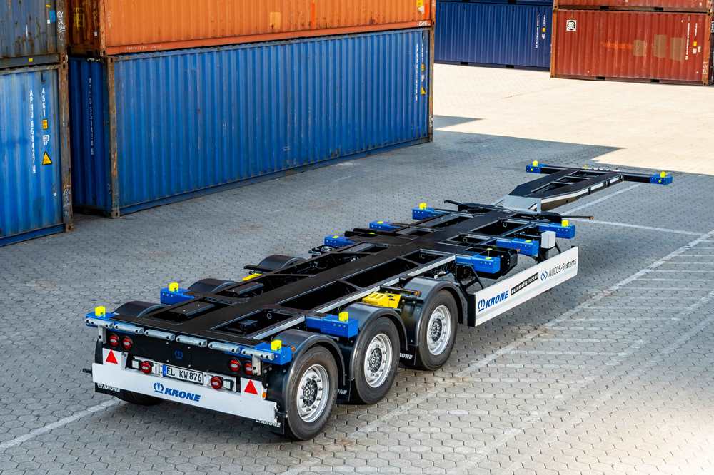 Box Liner Automatic: nova družina polpriklopnikov za prevoz kontejnerjev od 20 do 45 čevljev