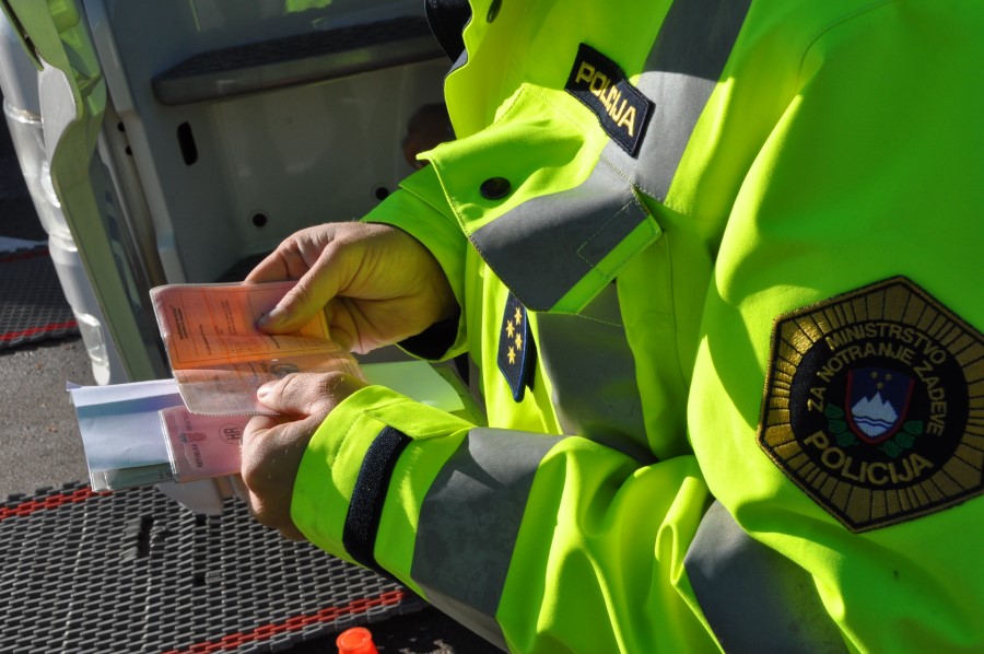 Na cesti pobrali za 5,7 milijona evrov kazni