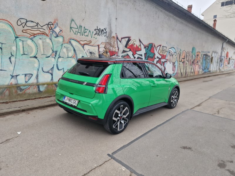 Novi Renault 5