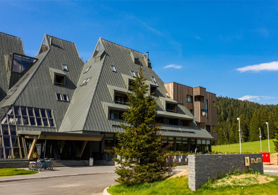 Hotel Monti v osrčju neokrnjene narave.