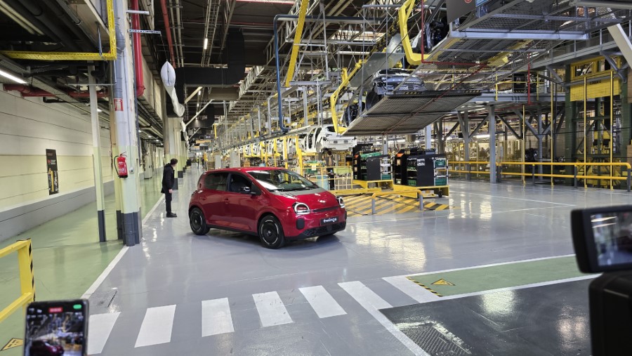 EU dviguje ročno zavoro: Bencinski in dizelski motorji bodo ostali tudi po letu 2035