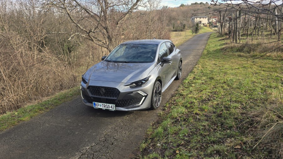 Novi Clio na poti v premium segment