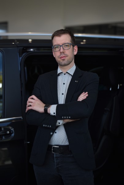 Matjaž Vitkovič: lahka gospodarska vozila Mercedes Benz med tradicijo in električno prihodnostjo